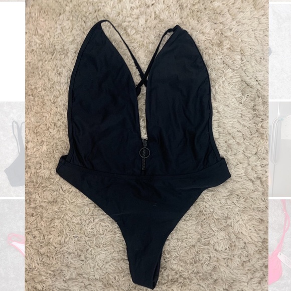 Fashion Nova Black Cheeky High Leg One Piece - Picture 3 of 4